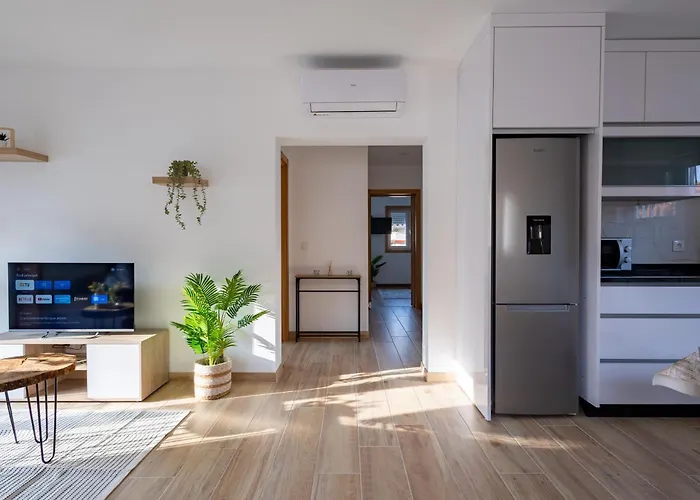 דירה Cantinho Da Estacao *